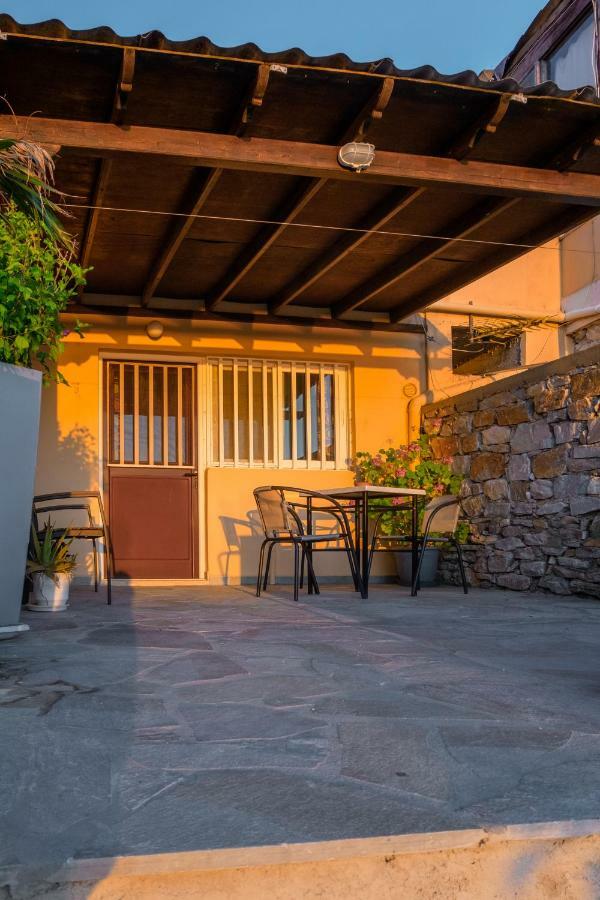 Voulias Αpartments Apartment Kini Exterior photo